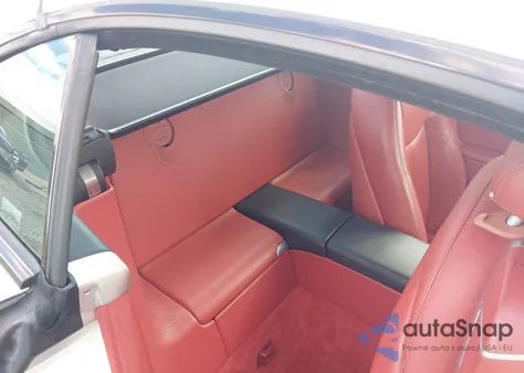 2005 Mercedes-Benz Sl 500 z USA, uszkodzony, nr VIN WDBSK75F25F092398